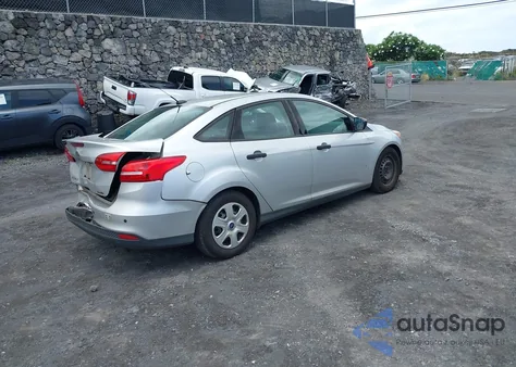 2016 Ford Focus S из США, поврежденный, VIN 1FADP3E25GL311186
